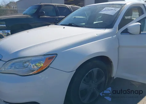 2014 Chrysler 200 Lx from USA, damaged, VIN 1C3CCBAB8EN140795